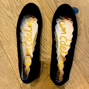 Sam Edelman scalloped suede black flats